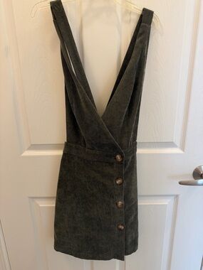 Women’s Deep V Corduroy Pinafore Dress in Olive